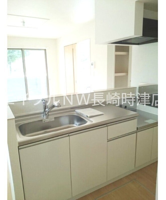 物件内観写真4　(※別号室の写真になります。)