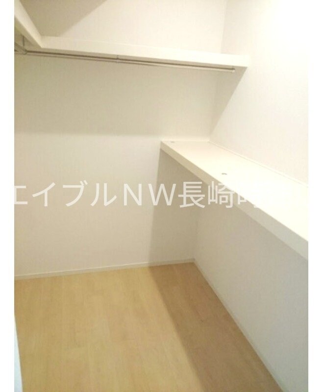 物件内観写真7　(※別号室の写真になります。)