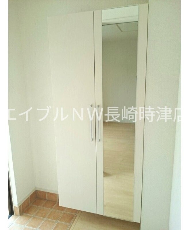 物件内観写真11　(※別号室の写真になります。)