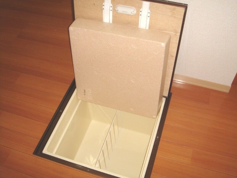 物件内観写真16　(※別号室の写真※)