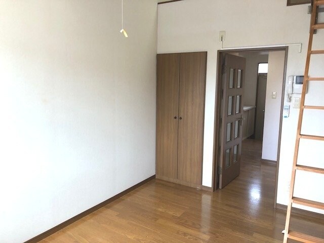 物件内観写真8　(※別号室の写真※)