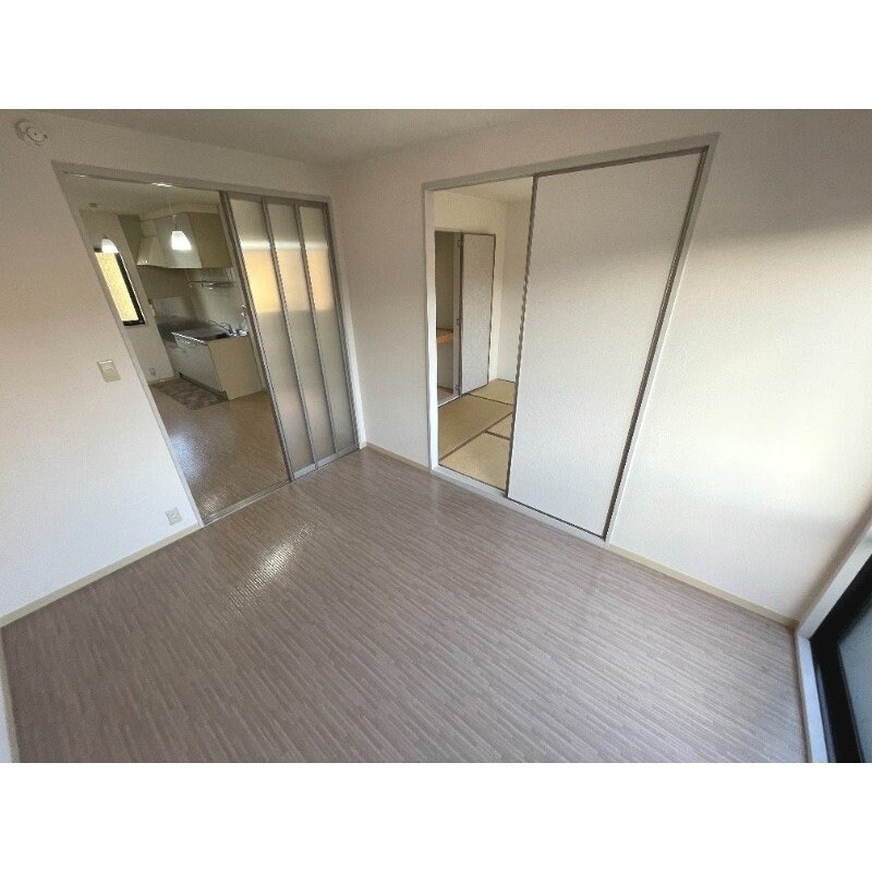 物件内観写真7　(※別号室の写真になります。)