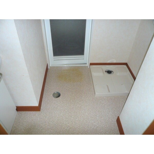 洗面所(※写真は別号室です。)