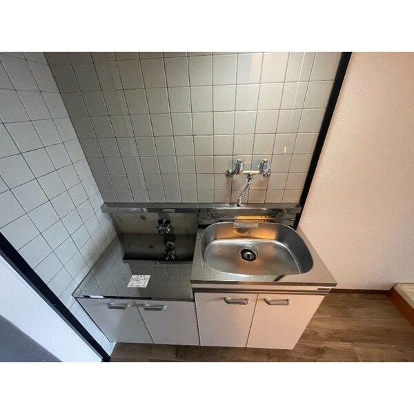 玄関(※反転タイプのお部屋です)