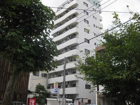 ライオンズマンション諏訪神社前外観写真
