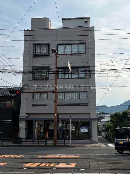 若葉ビル外観写真