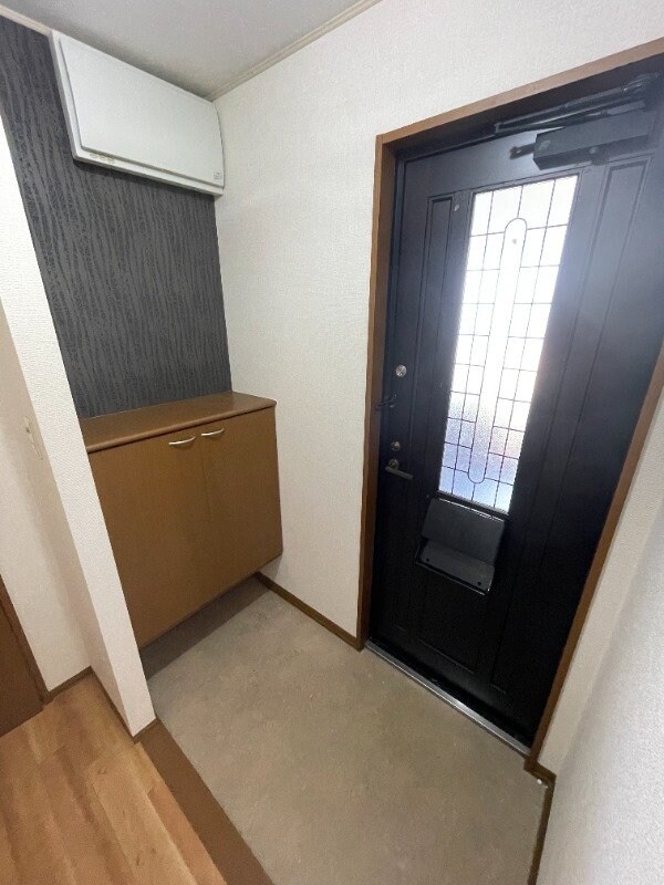 玄関(※別号室写真)