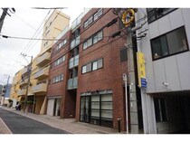 長崎市電３系統<長崎電気軌道> 桜町駅 9階建 築29年の外観写真