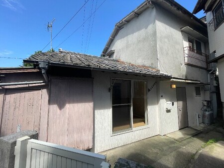 本尾町貸家外観写真