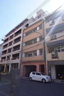 長崎市電４系統<長崎電気軌道> めがね橋駅 6階建 築56年の外観写真