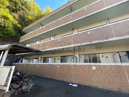 アンプ・ルール・ベトン扇町外観写真