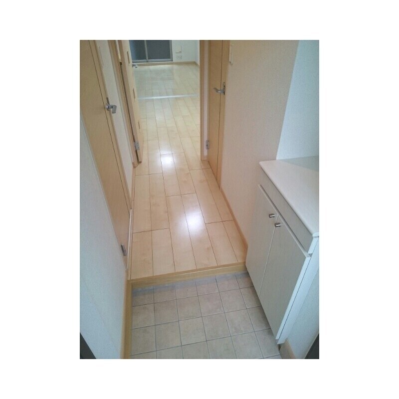 物件内観写真18　(※別号室の写真です)