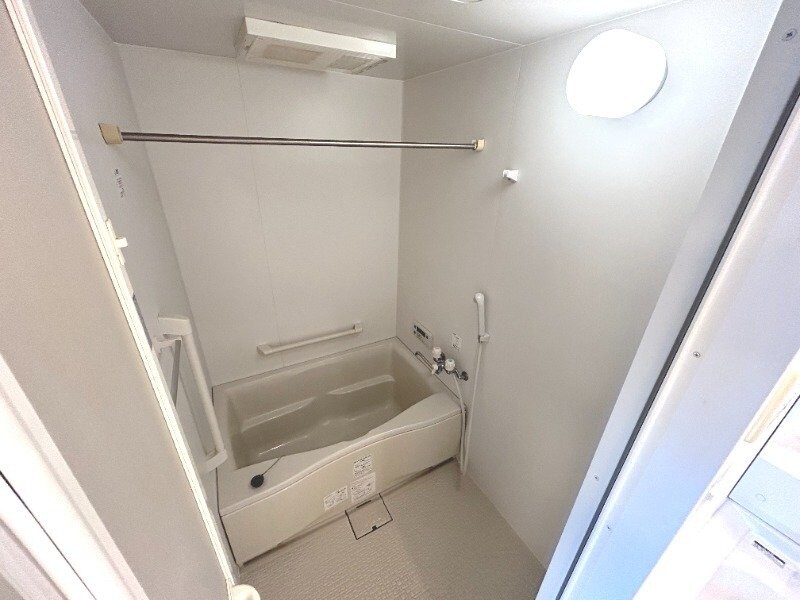 物件内観写真12　(※別号室の写真※)