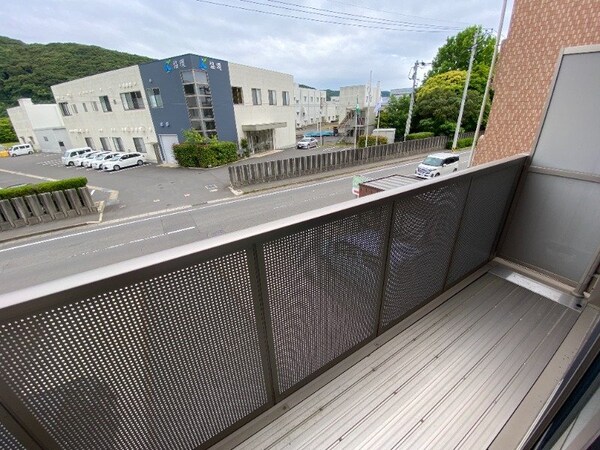 バルコニー(※別号室の写真です)