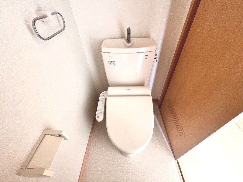 物件内観写真17　(※別号室の写真です)