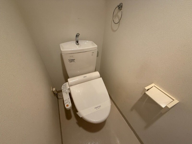 物件内観写真10　(※別号室の写真です)