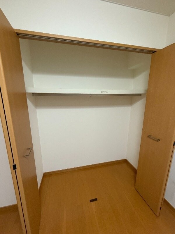 物件内観写真12　(※別号室の写真です)