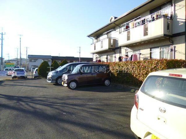 駐車場(駐車場)