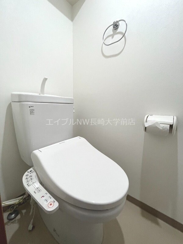 トイレ(※別号室同タイプ)