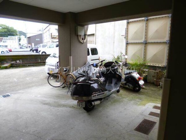 その他共有部分(バイク置き場)