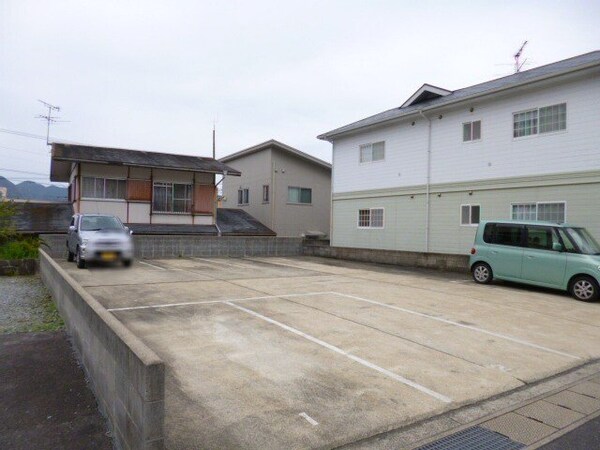 駐車場(駐車場)