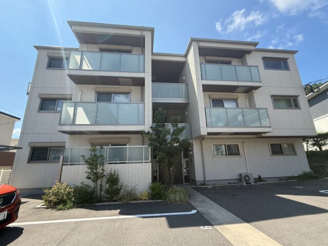 ヴィラウィステリア小ヶ倉Ｆ棟