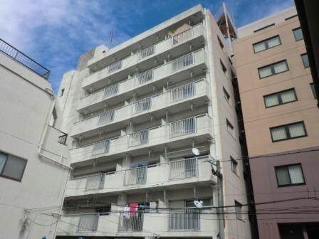 アブアルトマンションの物件外観写真