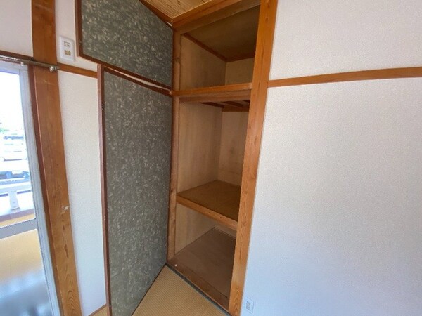 収納(※別号室の写真になります。)