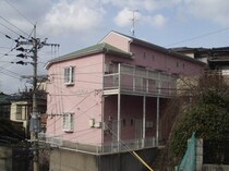 クィーンパレス坂本の外観写真