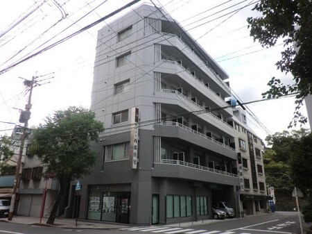 フラットワン外観写真