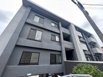 長崎市電１系統<長崎電気軌道> 岩屋橋駅 4階建 築52年の外観写真