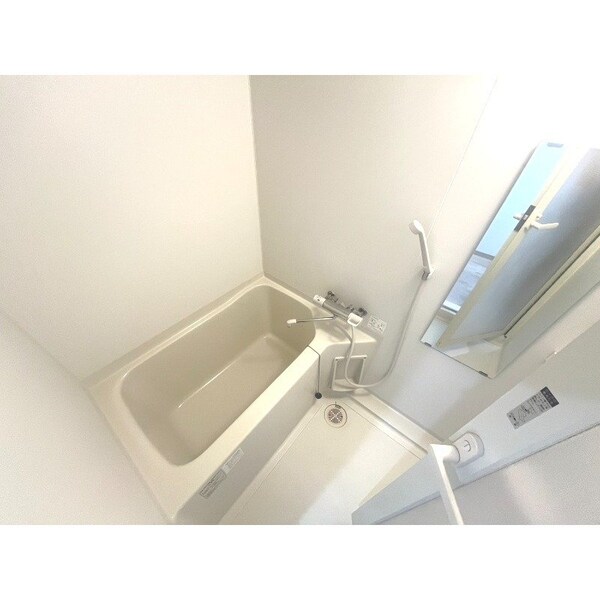 バス／シャワールーム等(※別号室の写真※)