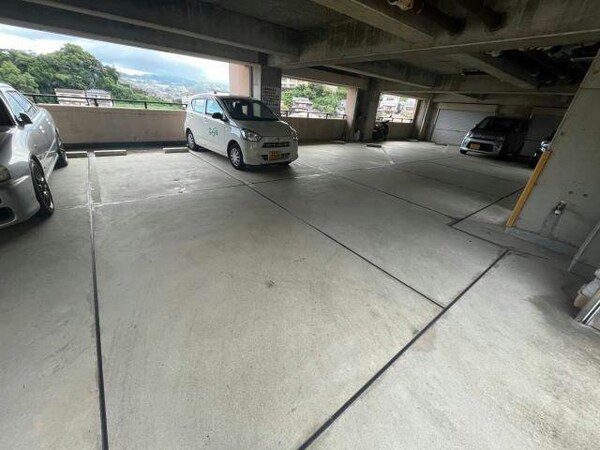 駐車場(駐車場)