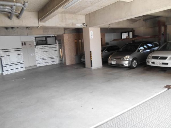 駐車場(駐車場)