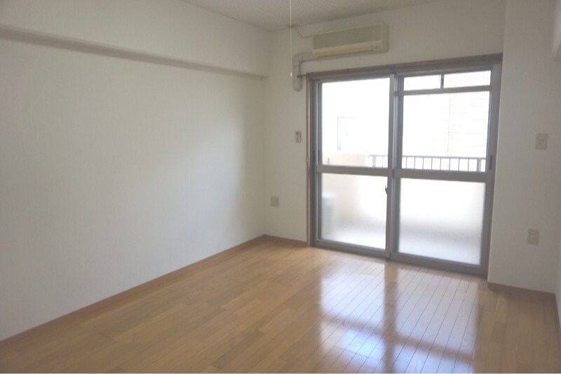 物件内観写真6　(※反転タイプ)