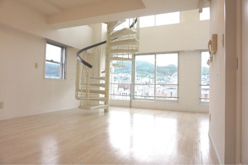 物件内観写真7　(※別号室写真)