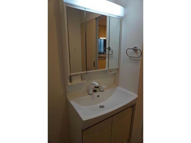 物件内観写真8　(※写真は別号室)