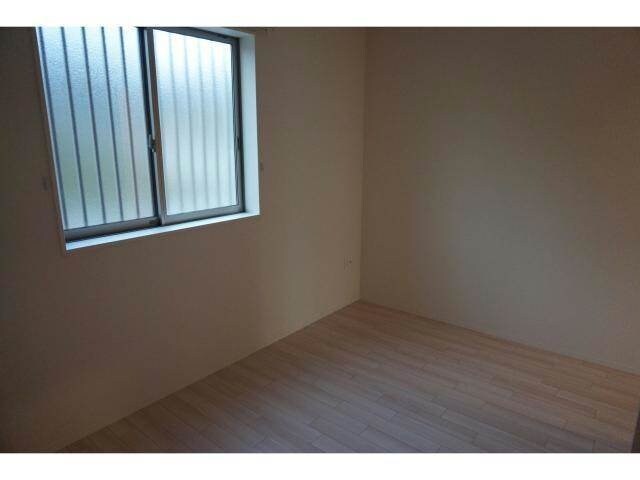 物件内観写真12　(※写真は別号室)