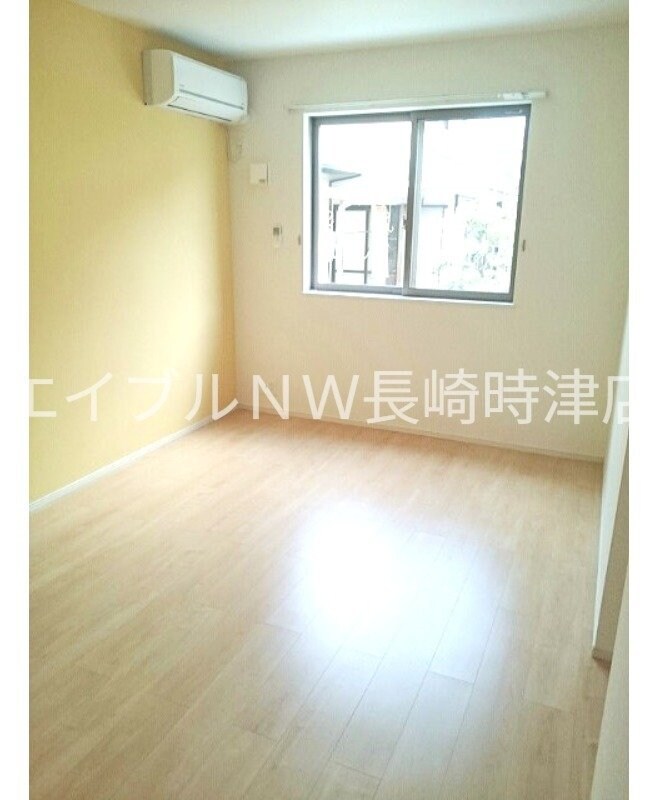 物件内観写真5　(※別号室の写真になります。)