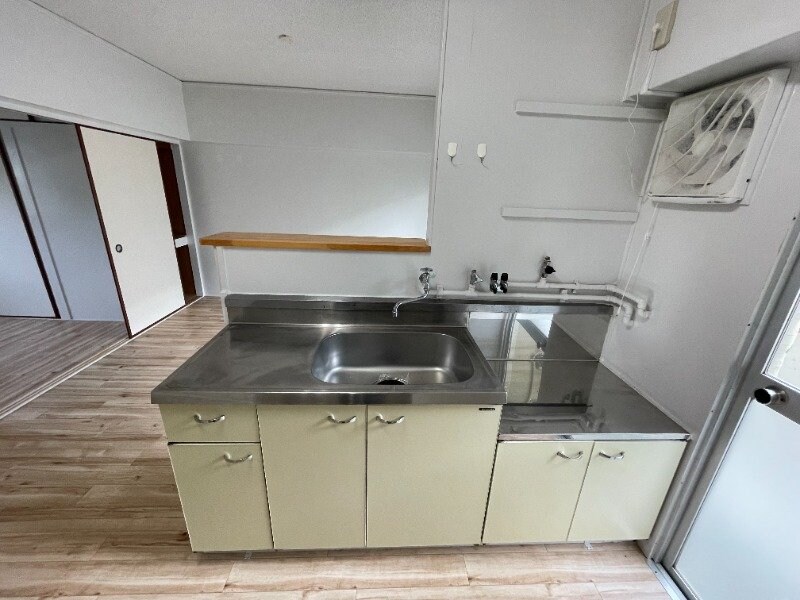 物件内観写真6　(※別号室写真です)