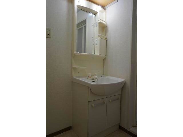 物件内観写真8　(※別号室参考写真)