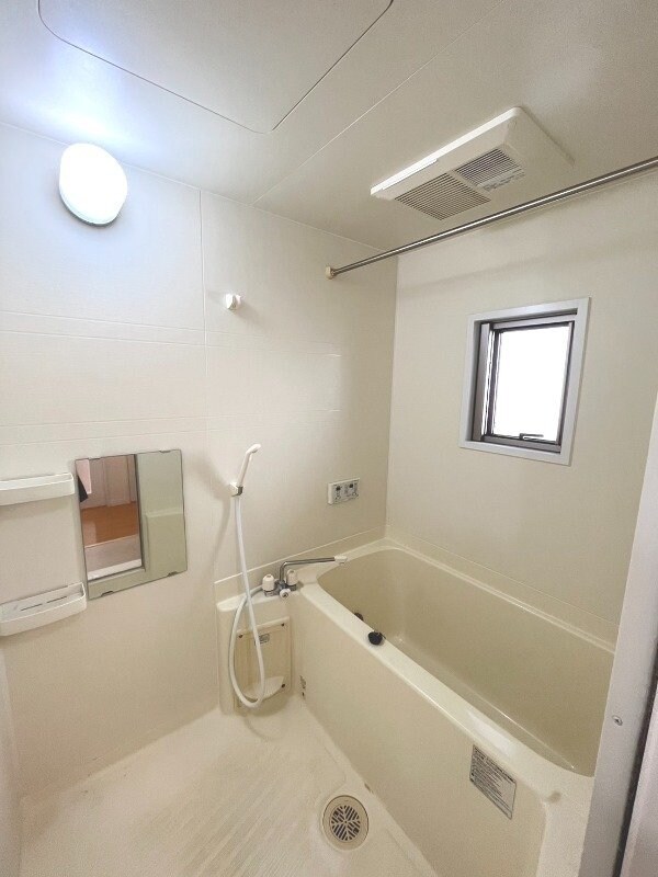 物件内観写真18　(※別号室の写真※)