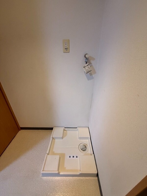 物件内観写真14　(※別号室の写真です)