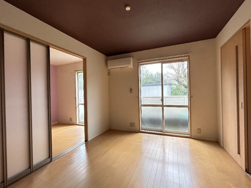 物件内観写真6　(※別号室参照)