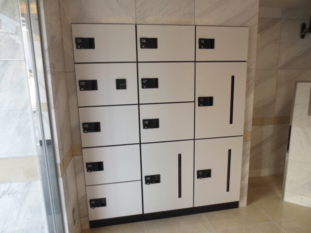 物件外観写真5　(宅配BOX)