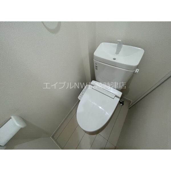 トイレ(※同タイプ別号室)