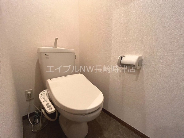 トイレ(※別号室同タイプ)