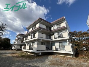 グランドヒルズ桔梗が丘1号棟外観写真