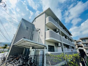 アトモスなばり外観写真