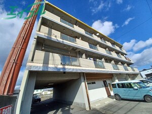 エリートハイツ伊賀外観写真
